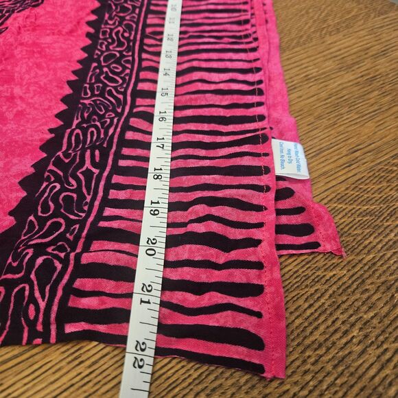 Aloha Sarong Beach Coverup Sea Turtle Hot Pink 66" x 44" - Picture 3 of 4